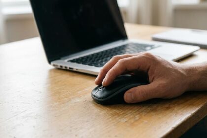 Czysty ślad cyfrowy – techniczna instrukcja usuwania danych z sieci